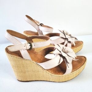 Born Lovina Floral Wedge Sandal Size 9 Cream Leather Raffia Platform Shoes
